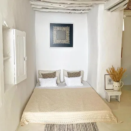 Lemon Serifos Town